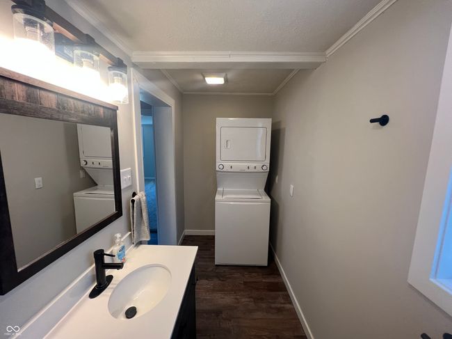 62 N Depot St, House other with 2 bedrooms, 1 bathrooms and null parking in Rosedale IN | Image 18