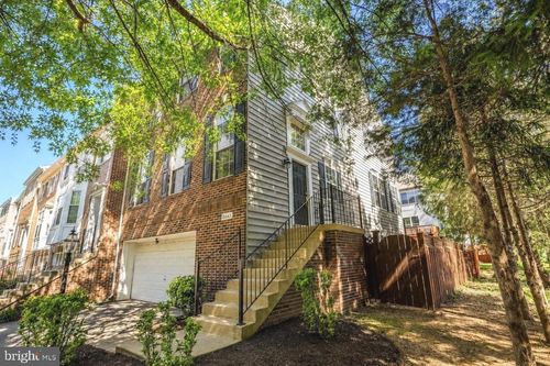 8646 Royal Worcester Ln, FAIRFAX, VA, 22031-2149 | Card Image