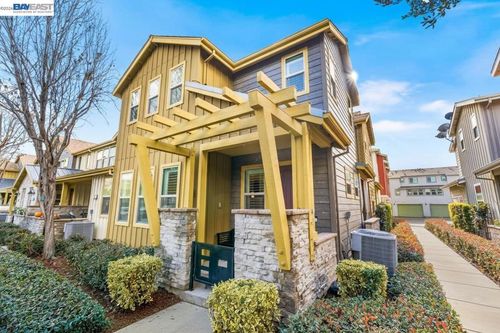 253 Fennel Way, Livermore, CA, 94551-6485 | Card Image