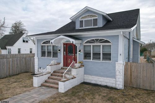 140 New York Ave, Egg Harbor City, NJ, 08215-1224 | Card Image