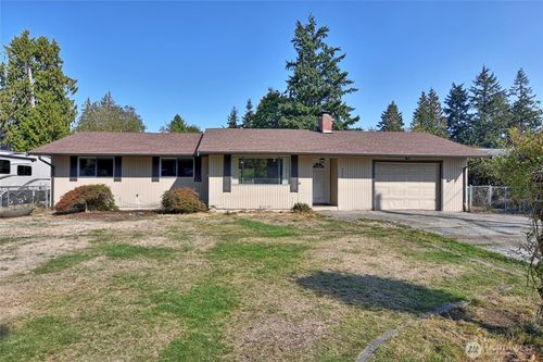 3827 120th Pl Ne, Marysville, WA, 98271-8422 | Card Image
