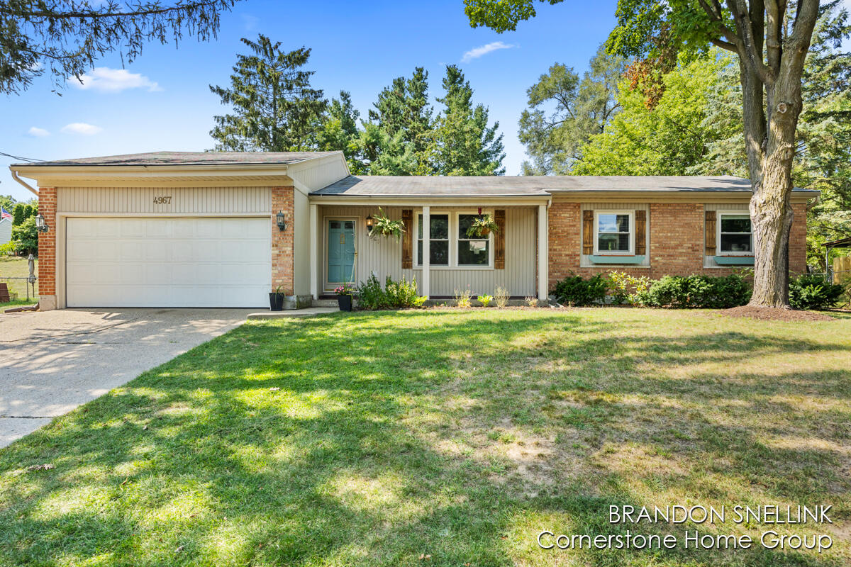 Stony Creek Ave, Comstock Park, MI 49321