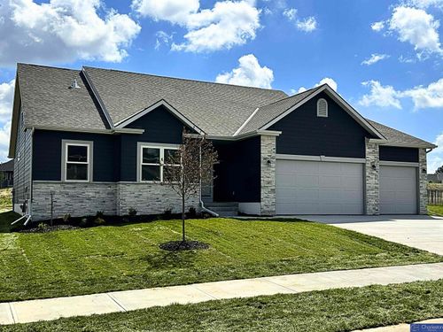 11007 N 172nd St, Bennington, NE, 68007-5214 | Card Image