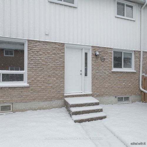 19-15 Tracey Park Dr, Belleville, ON, K8P4R4 | Card Image