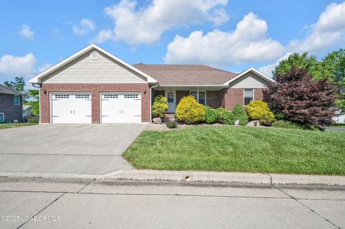 1001 Wayne Ave, California, MO, 65018-1382 | Card Image