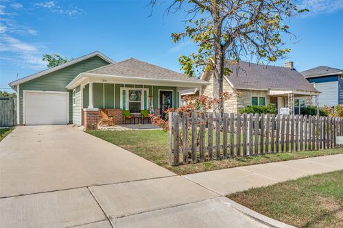 1310 New York Ave, Fort Worth, TX, 76104-5234 | Card Image