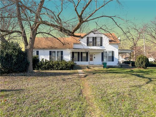 1009 S 14th St, Mattoon, IL, 61938-5722 | Card Image