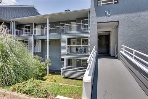 1011 Northlake Dr, Anderson, SC, 29625-5319 | Card Image