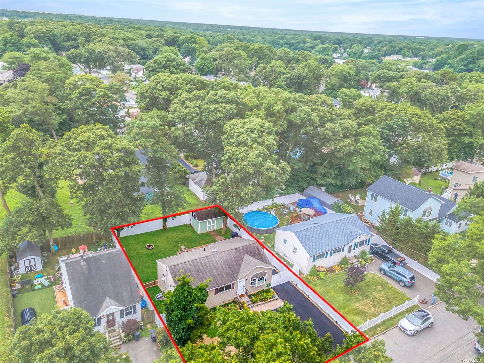 Newman St, Patchogue, NY 11772