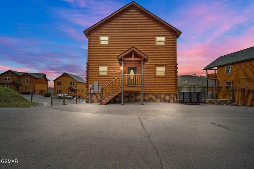 1518 Firefly Trail Way, Sevierville, TN, 37862 | Card Image