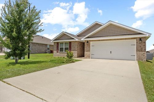 806 Moorhen Way, Crestview, FL, 32539-6751 | Card Image