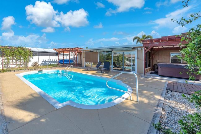1012 Spindle Palm Way, House other with 3 bedrooms, 2 bathrooms and null parking in APOLLO BEACH FL | Image 28