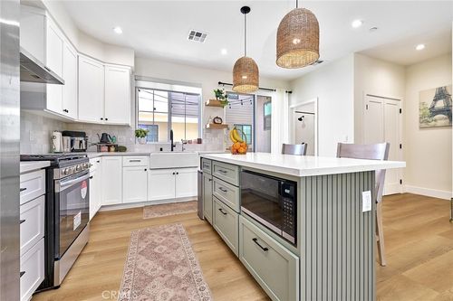 1509 W 207th St, Torrance, CA, 90501 | Card Image
