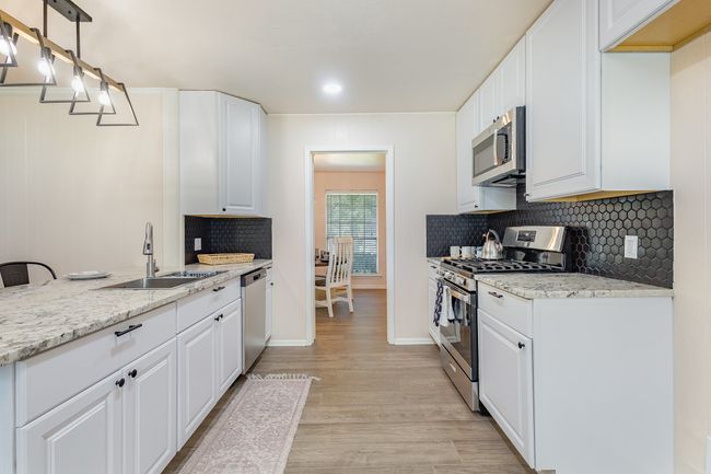 542 Forrest Ln, House other with 3 bedrooms, 3 bathrooms and null parking in Corsicana TX | Image 18