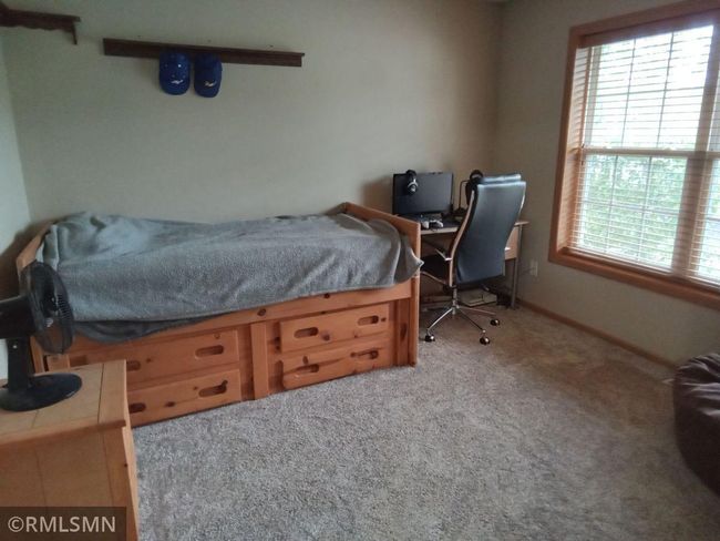 Bedroom1, Window.jpg | Image 14
