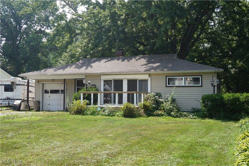 7590 Lake Rd, Madison, OH, 44057-1624 | Card Image