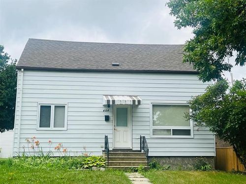 484 Marjorie St, Winnipeg, MB, R3J1R9 | Card Image