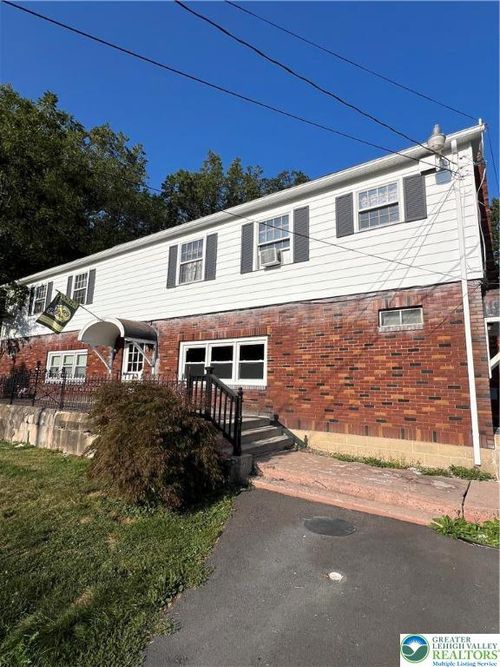 apt-3-7108 Pa Route 873, Slatington, PA, 18080-3348 | Card Image