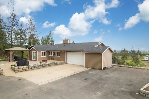 16630 E Foothills Rd, Spokane, WA, 99217-9433 | Card Image