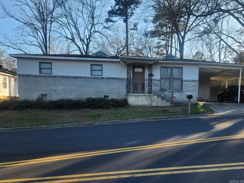 9105 W 36th St, Little Rock, AR, 72204-6835 | Card Image