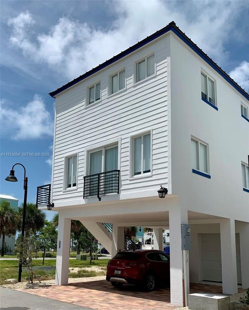 237-94825 Overseas Hwy, Key Largo, FL, 33037-3801 | Card Image