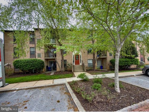631 Washington Pl, CHESTERBROOK, PA, 19087-5869 | Card Image