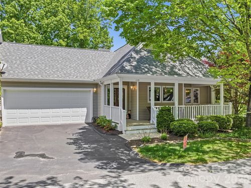 119 Carriage Walk Ln, Hendersonville, NC, 28791-1397 | Card Image
