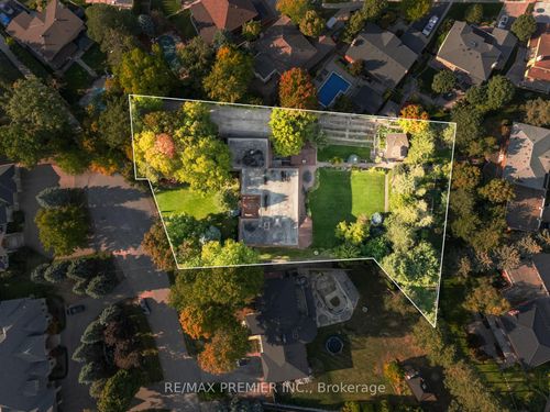 261 Sylvadene Pky, Woodbridge, ON, L4L2M8 | Card Image