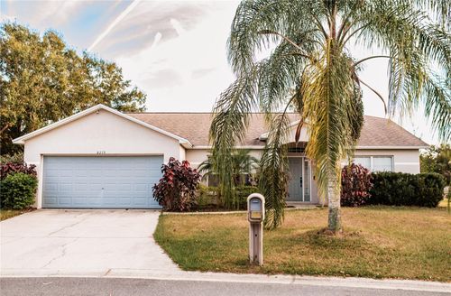 8215 Westmont Terrace Dr, LAKELAND, FL, 33810-2085 | Card Image