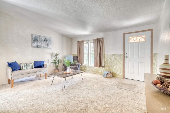 TRLR-8 - 951 W Avalon St, Home with 3 bedrooms, 2 bathrooms and null parking in Kuna ID | Image 4