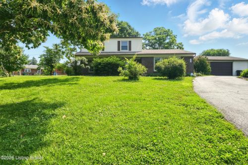 200 Castlerock Dr, Shepherdsville, KY, 40165-6911 | Card Image