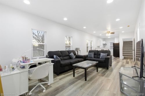 14265 Appoline St, Detroit, MI, 48227-3953 | Card Image