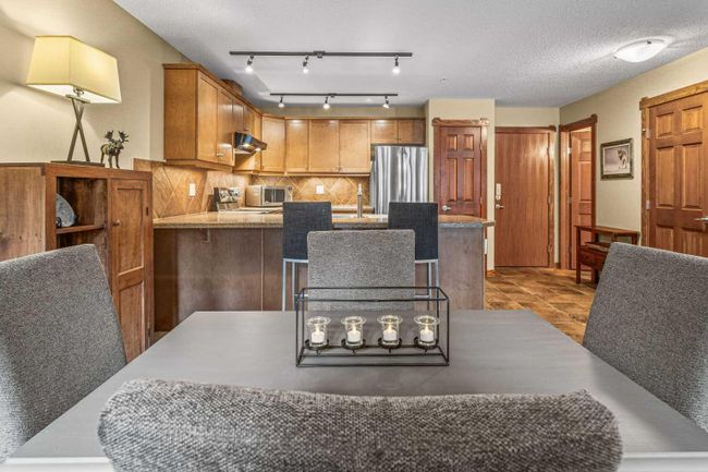 311 - 150 Crossbow Place, Home with 2 bedrooms, 2 bathrooms and 2 parking in Canmore AB | Image 11