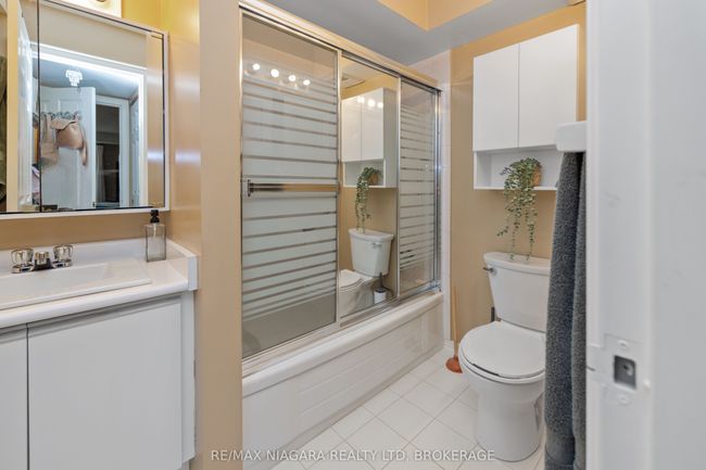 206 - 6704 Thorold Stone Rd, Condo with 2 bedrooms, 2 bathrooms and 1 parking in Niagara Falls ON | Image 21