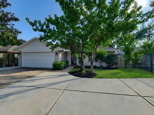 10335 Emnora Ln, Houston, TX, 77043-2119 | Card Image