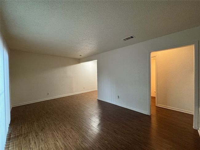 APT-104 - 4904 W Wind Trl, Home with 2 bedrooms, 2 bathrooms and 2 parking in Austin TX | Image 4