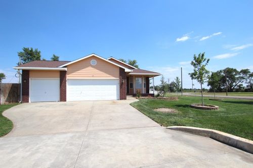 118 S Berkshire Ave, Bentley, KS, 67016 | Card Image