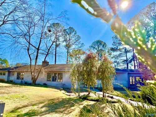 2005 Brookmanor Dr Se, Decatur, AL, 35601-6601 | Card Image