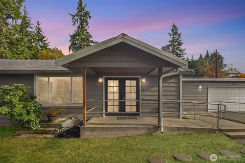 8211 Mukilteo Speedway, Mukilteo, WA, 98275-2920 | Card Image