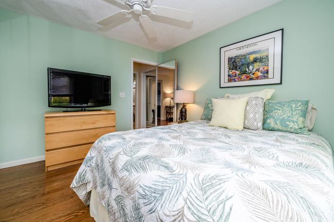 193 Wayne St, Condo with 3 bedrooms, 2 bathrooms and null parking in Saint Joseph MI | Image 26