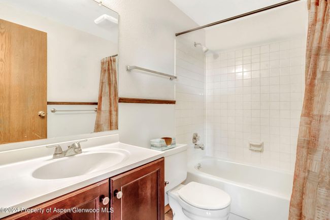 244 Harvest Dr, Townhouse with 2 bedrooms, 2 bathrooms and 2 parking in Hayden CO | Image 21