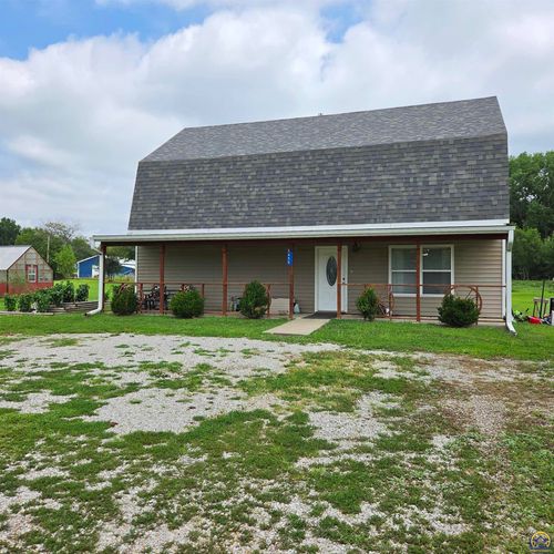 5655 94th St, Meriden, KS, 66512-8848 | Card Image