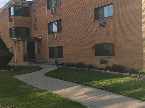 2s-2640 Flossmoor Rd, Flossmoor, IL, 60422-1554 | Card Image