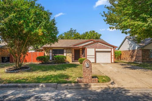 7217 Wayfarer Trl, Fort Worth, TX, 76137-1331 | Card Image
