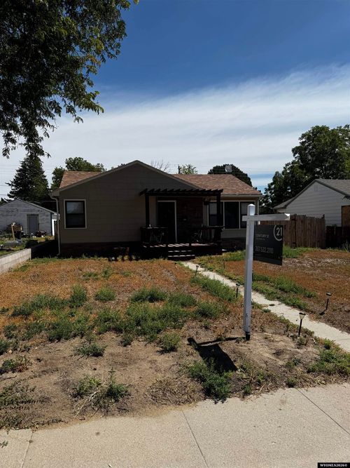2825 W A St, Torrington, WY, 82240-1949 | Card Image