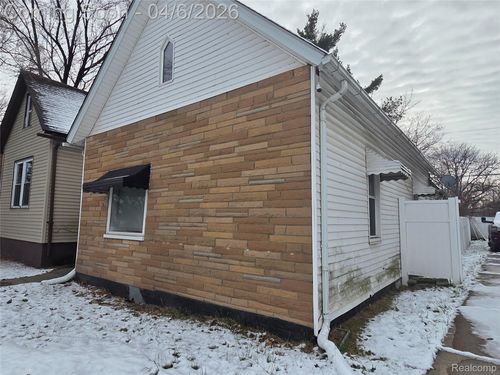 3053 Tillman St, Detroit, MI, 48216-1046 | Card Image