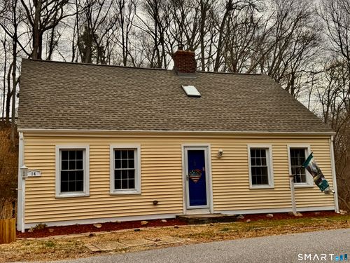 14 Anderson Dr, Gales Ferry, CT, 06335-1201 | Card Image