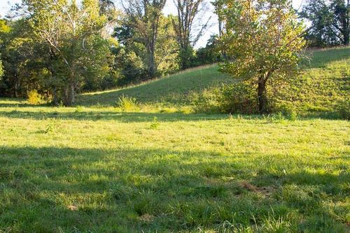 6914 Pulltight Hill Rd, College Grove, TN, 37046-9225 | Card Image