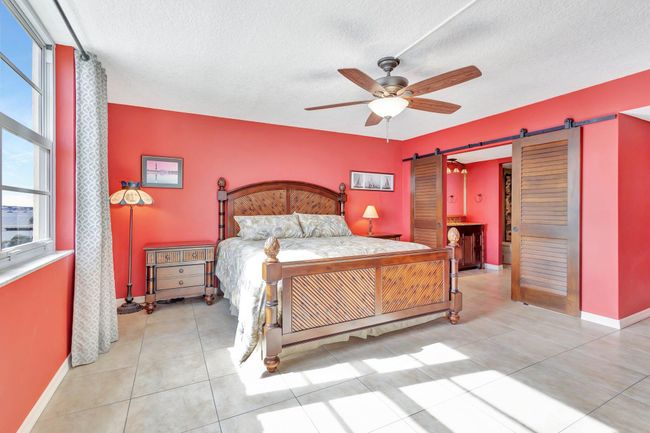 APT-503 - 301 Lake Shore Dr, Condo with 2 bedrooms, 2 bathrooms and null parking in Lake Park FL | Image 21