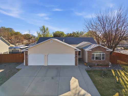 654 Challinor Ln, Grand Junction, CO, 81504-4028 | Card Image